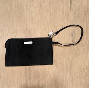 Baggallini Black Wristlet